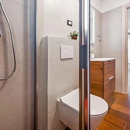 Hotel Mon Maison Sanja 4*