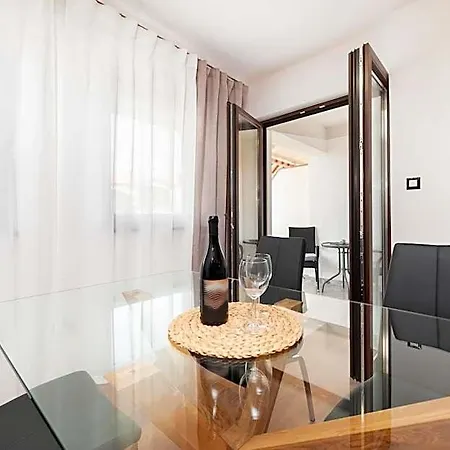 Hotel Mon Maison Sanja 4*